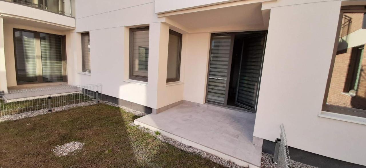 Garden Gates And Sadowa Apartments — Photos 3